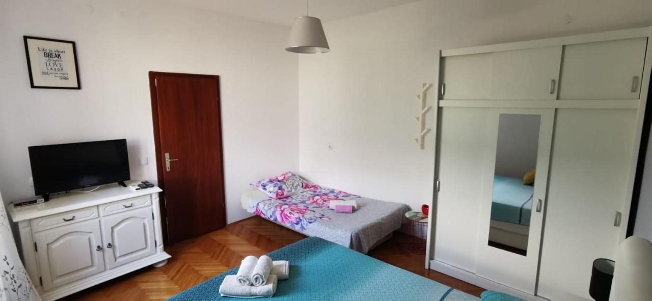 Apartments K&D Pula Luaran gambar