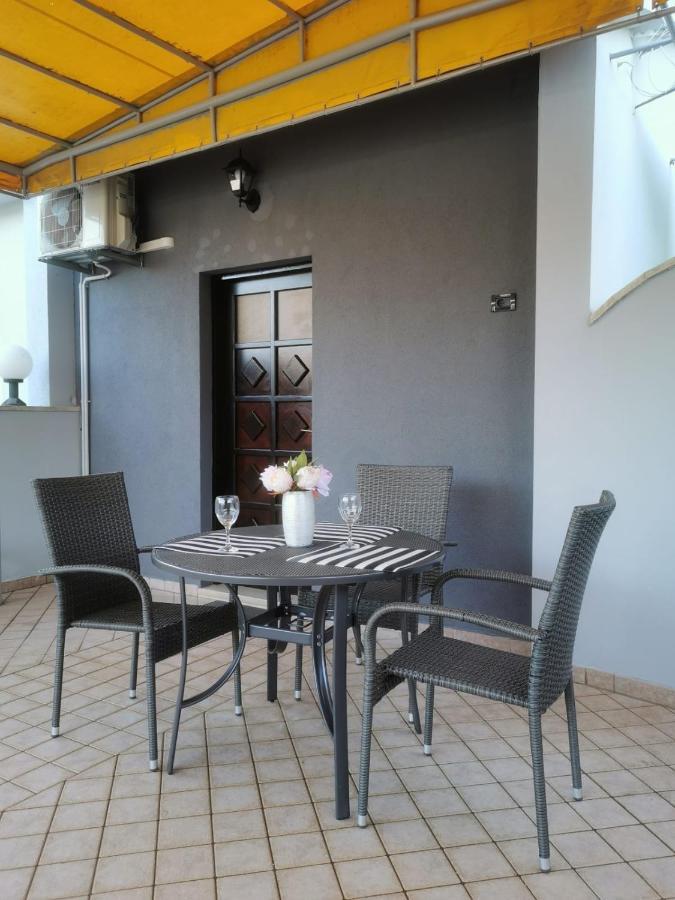 Apartments K&D Pula Luaran gambar