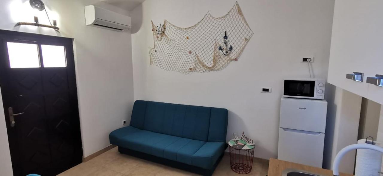 Apartments K&D Pula Luaran gambar